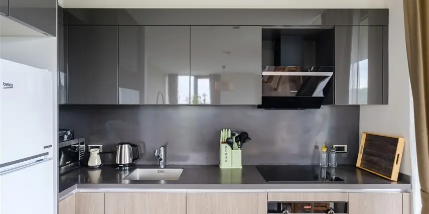 Fitted kitchen